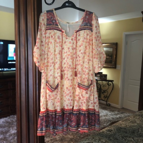 Dresses & Skirts - Boho Tunic Dress
